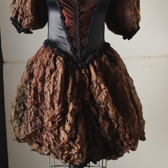 Stunning Black & Metallic Rust Evening Dress That Gives Fancy Wench Vibes - Picture 2 of 13